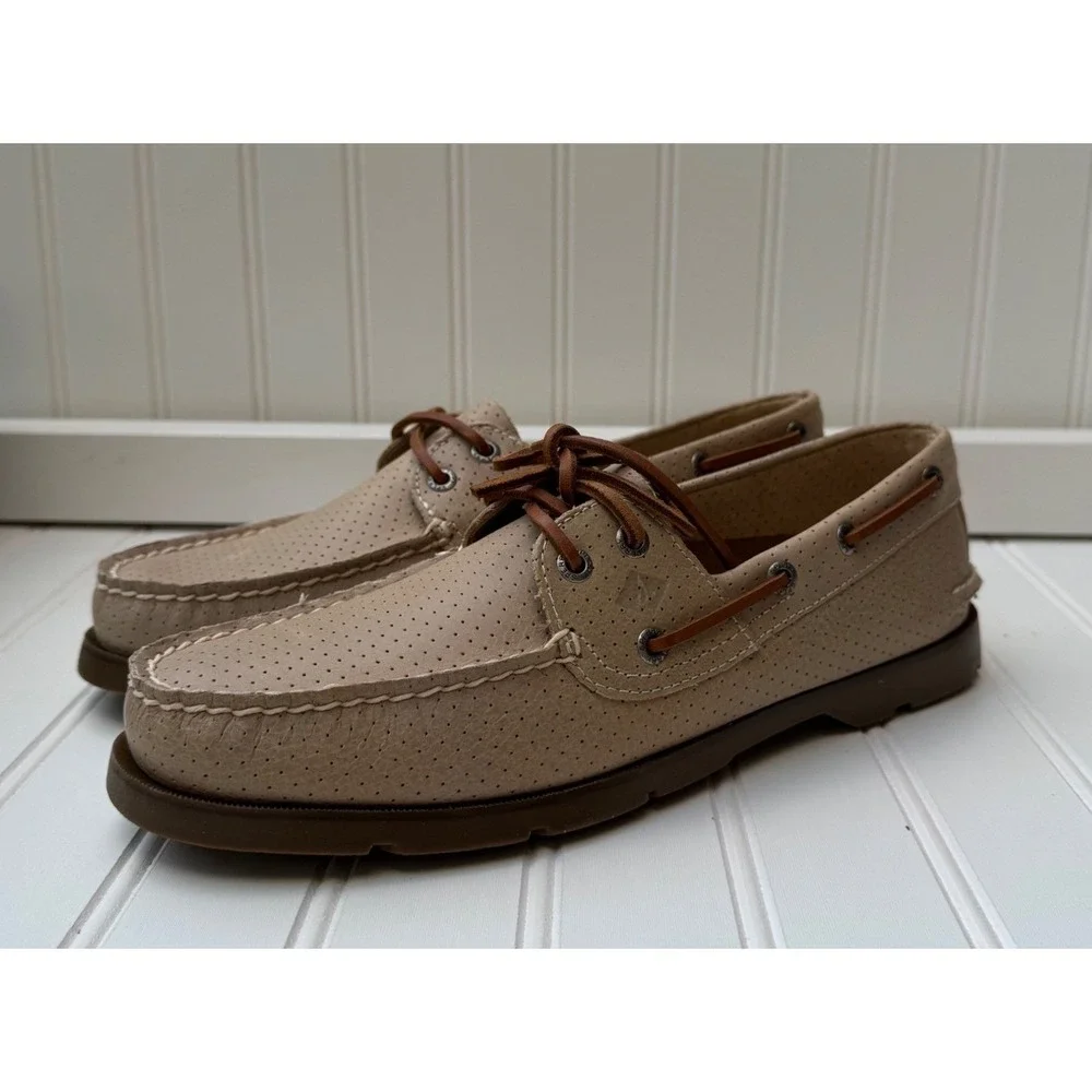 Sperry Leeward 2-Eye Perf, Off-White, Mens Boat Shoes 9M, NIB